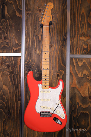 Fender Stratocaster PRE-OWNED!