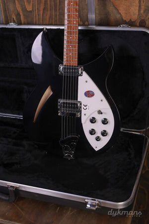 Rickenbacker 330 Jet Glo