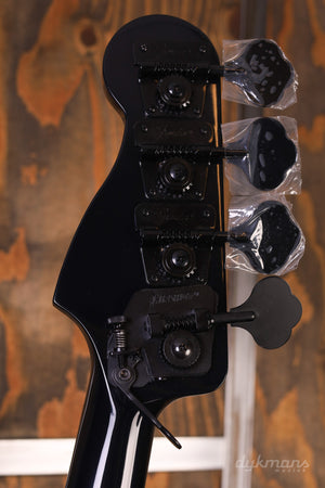 Fender Duff McKagan Precision Bass Black