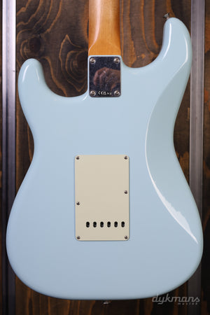 Fender Limited Edition Vintera II Road Worn '60s Stratocaster Sonic Blue