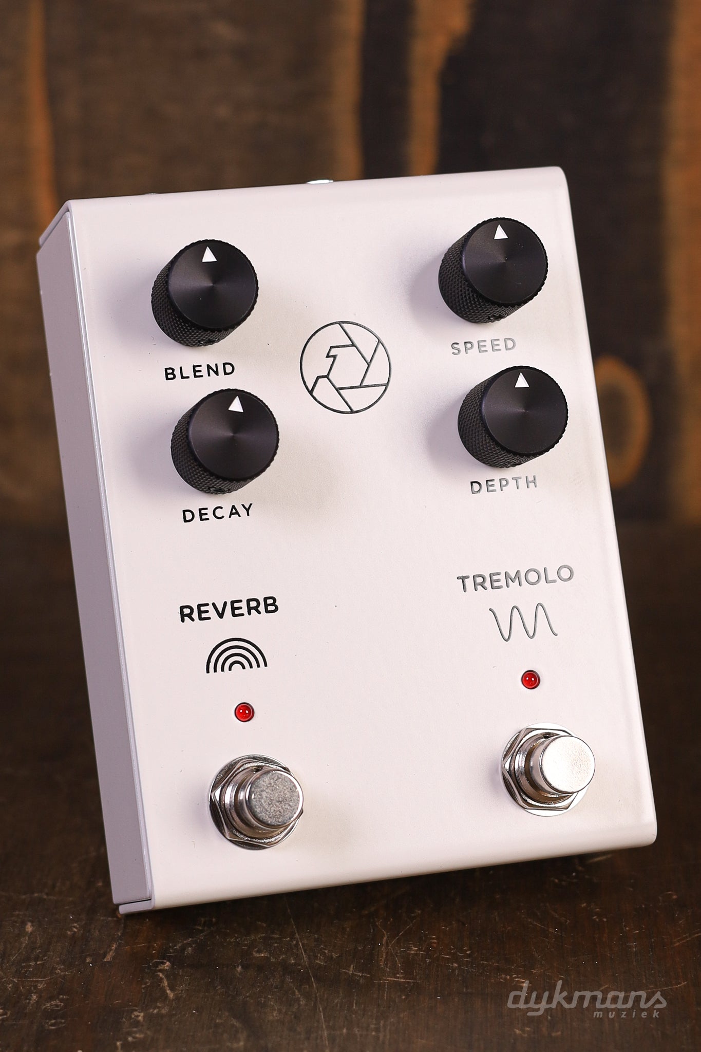 Milkman F-Stop White – Dijkmans Guitars