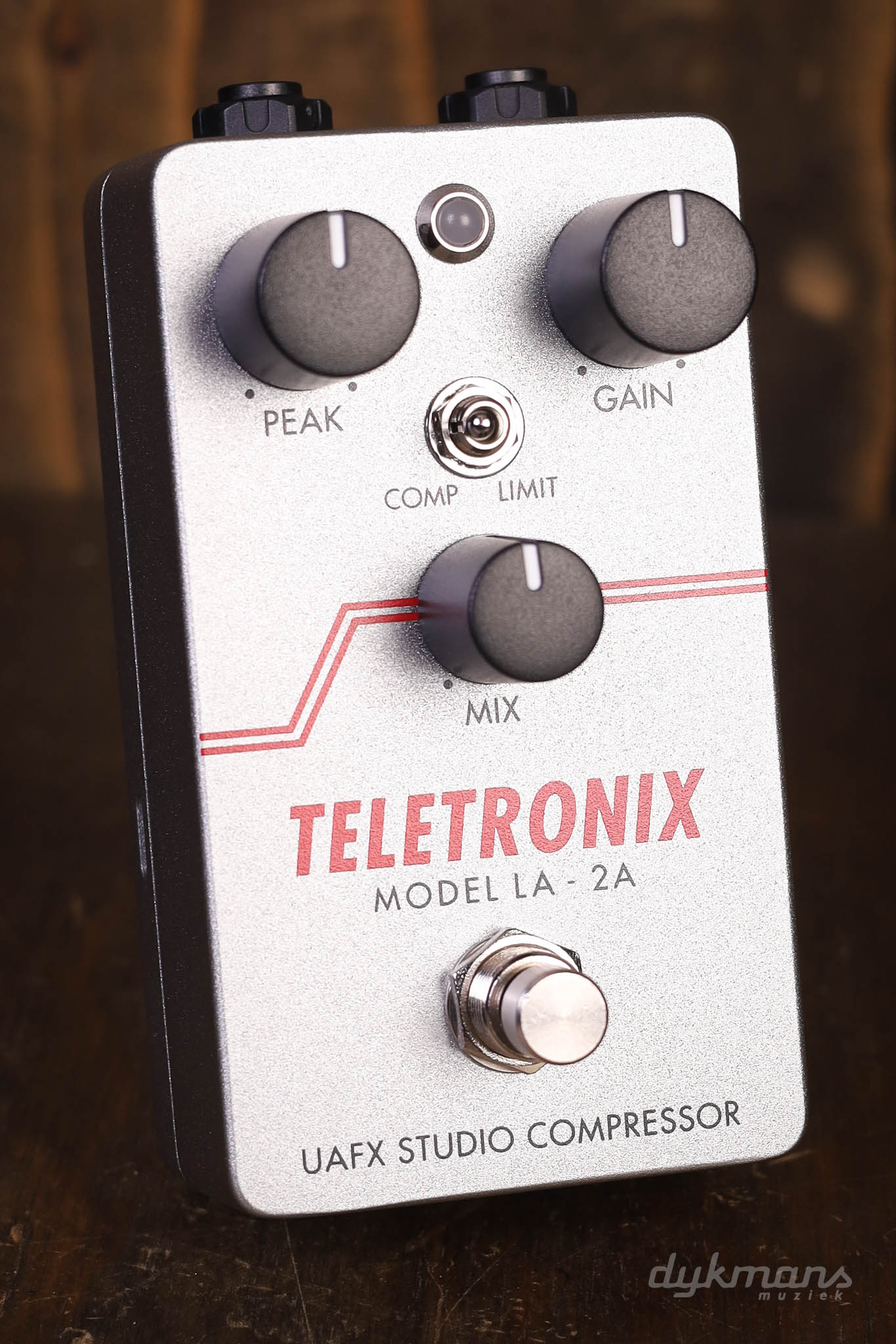 uafx la2a pedal Universal Audio AUFX Teletronix LA-2A Studio Compressor – Dijkmans Guitars