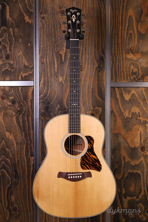Taylor Gold Label 517e