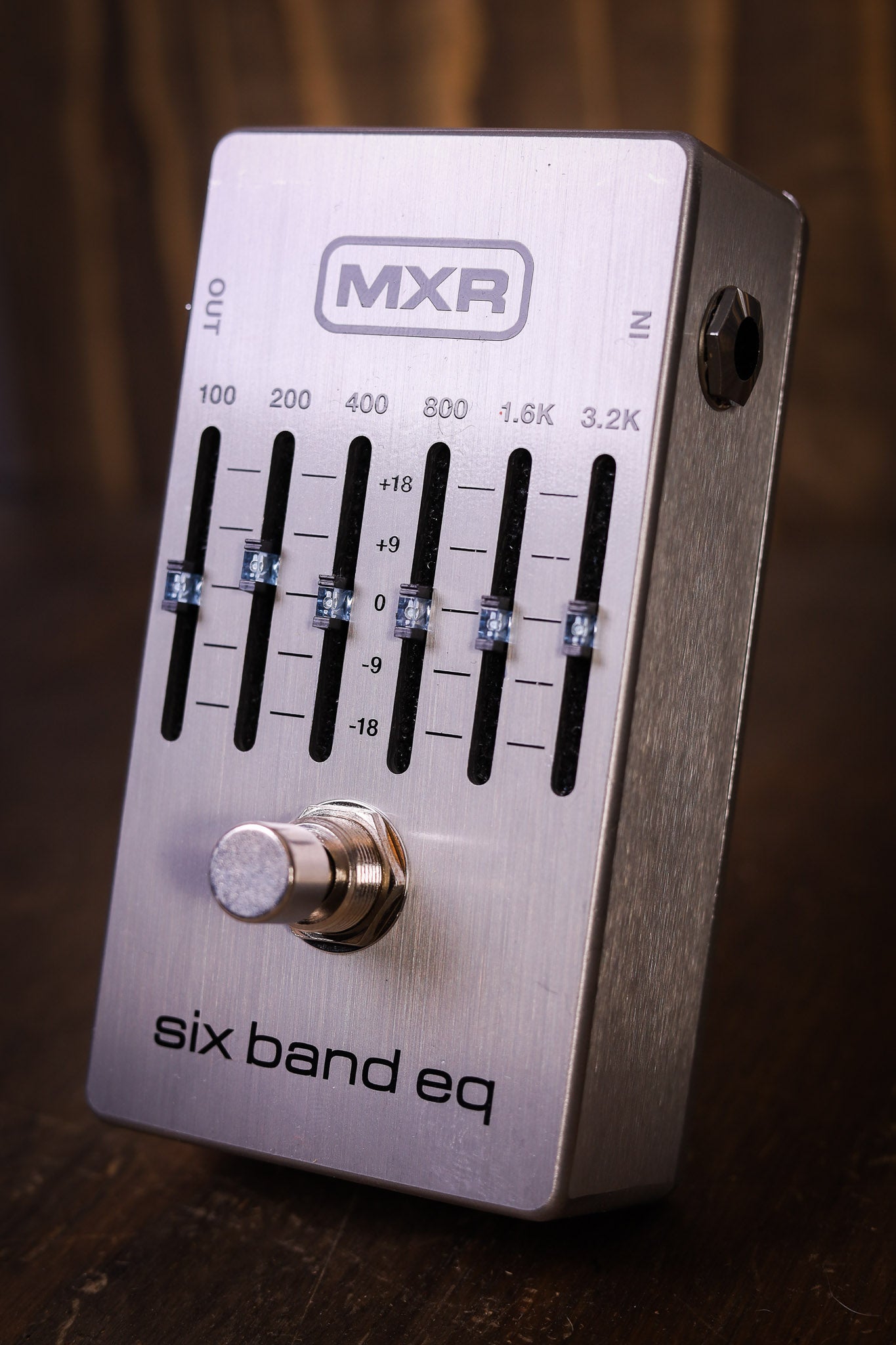 mxr six band eq pedal MXR Six Band EQ — Graphic Equalizer for Guitar and Bass – Dijkmans Guitars