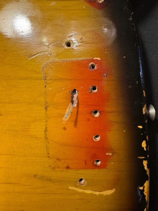 Fender 1969 Precision Bass Sunburst PRE-OWNED
