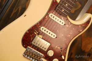 Fender Custom Shop 1960 Stratocaster Relic HSS Desert Sand