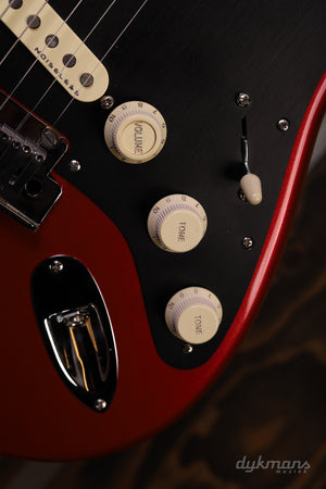 Fender American Ultra II Stratocaster Sinister Red