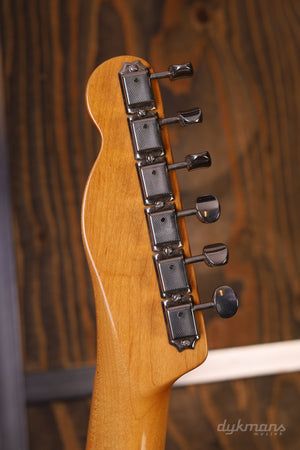 Fender American Vintage '52 Telecaster Butterscotch Blonde