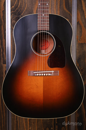 Gibson Custom 1942 Banner J-45 Reissue Vintage Sunburst