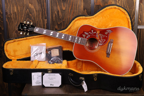 Gibson Custom Shop 1960 Hummingbird Fixed Bridge Heritage Cherry Sunburst