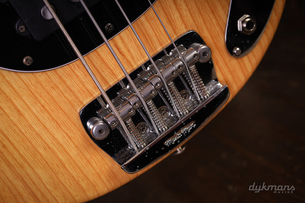 Music Man Stingray Naturel 2-eq 2005 PRE-OWNED!