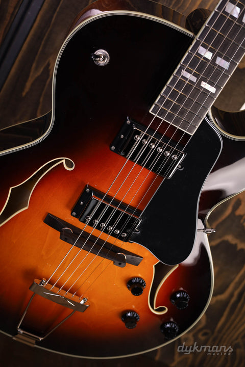 Eastman AR372CE Sunburst