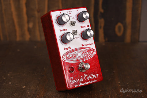 EarthQuaker Devices Grand Orbiter