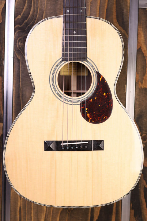 Eastman E20OO