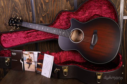 Taylor Builder's Edition 324ce