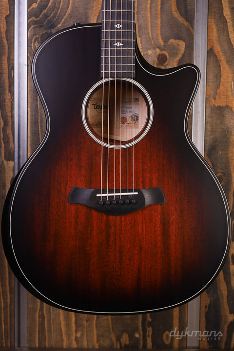 Taylor Builder's Edition 324ce