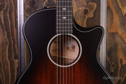 Taylor Builder's Edition 324ce