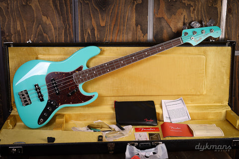 Fender American Vintage II 1966 Jazz Bass