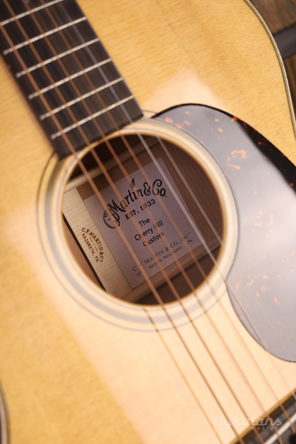 Martin Custom Shop Cherry Hill 000-14