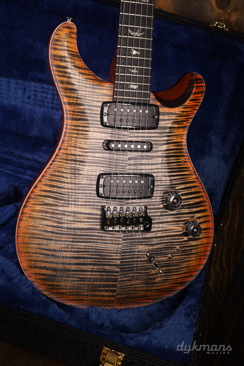 PRS Wood Library Modern Eagle V Burnt Maple Leaf Satin