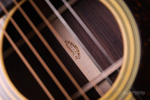 Martin Custom Shop OOO 14-Fret Wild Grain Indian Rosewood