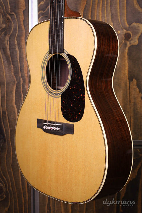 Martin Custom Shop OOO 14-Fret Wild Grain Indian Rosewood