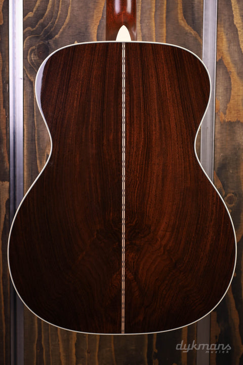 Martin Custom Shop OOO 14-Fret Wild Grain Indian Rosewood