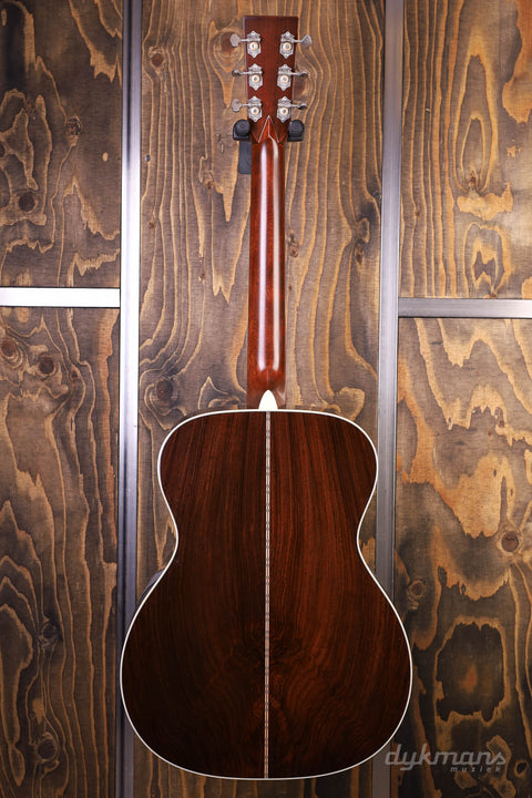 Martin Custom Shop OOO 14-Fret Wild Grain Indian Rosewood