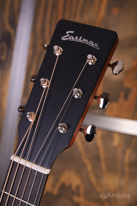 Eastman E2D Deluxe Sunburst