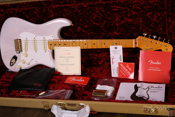 Fender American Vintage II '57 Stratocaster Limited Blond