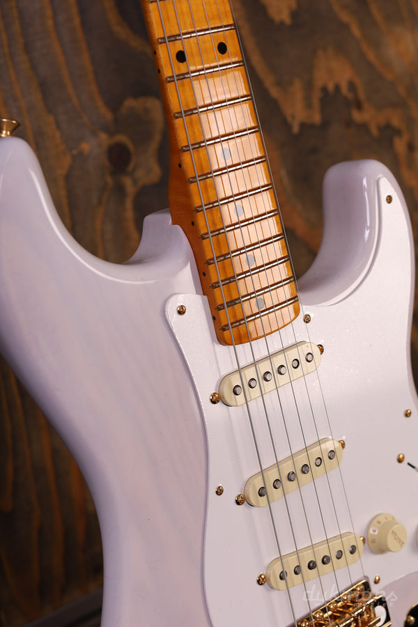 Fender American Vintage II '57 Stratocaster Limited Blond