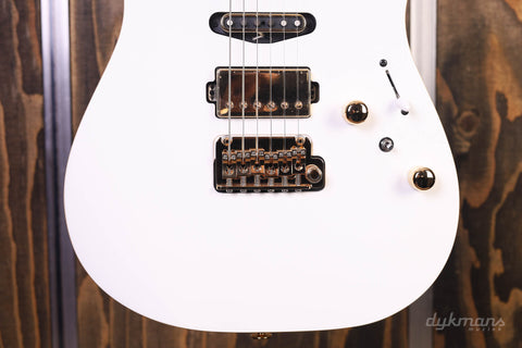 Ibanez LB1-WH Lari Basilio Signature White