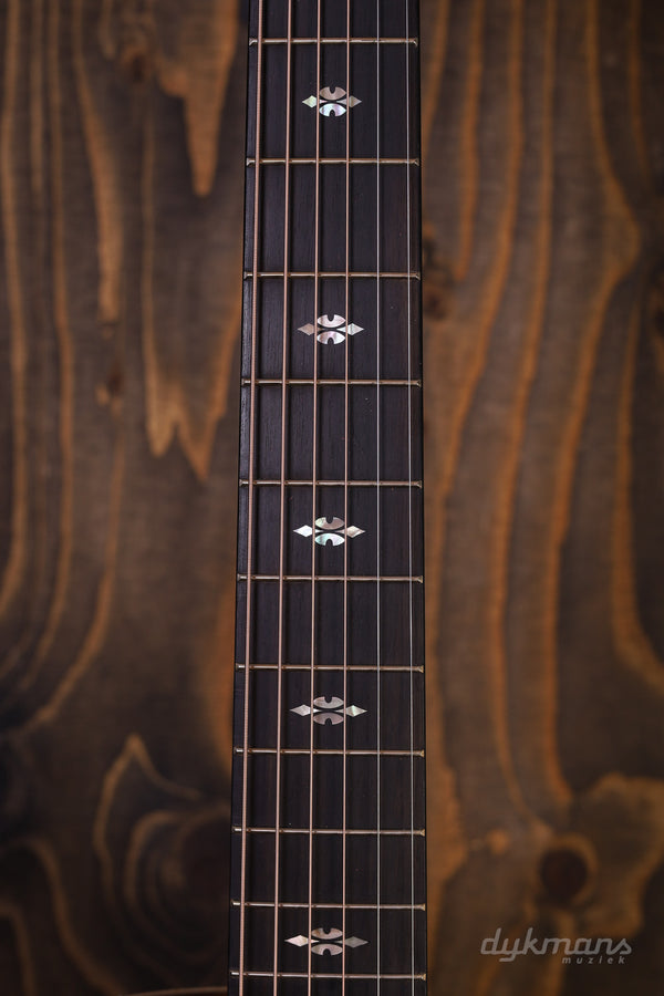 Taylor Custom GA Walnut #..022