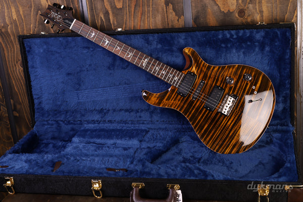 PRS Wood Library Modern Eagle V Yellow Tiger