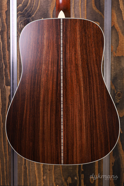 Martin D-28 Satin Amberburst