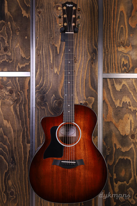 Taylor 224ce-K DLX Lefty GERESERVEERD