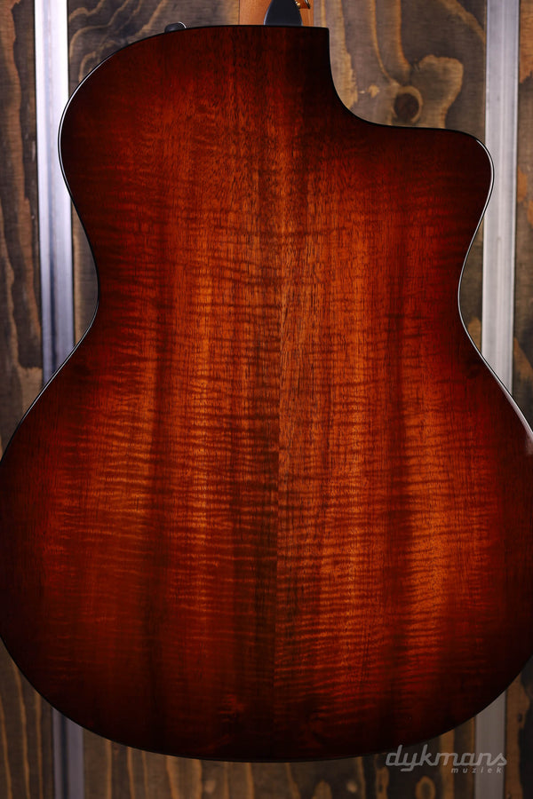 Taylor 224ce-K DLX Lefty RESERVED