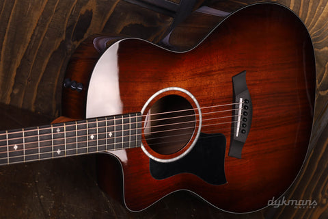 Taylor 224ce-K DLX Lefty GERESERVEERD