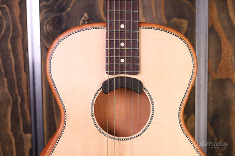 Fender Highway Parlor Mahogany