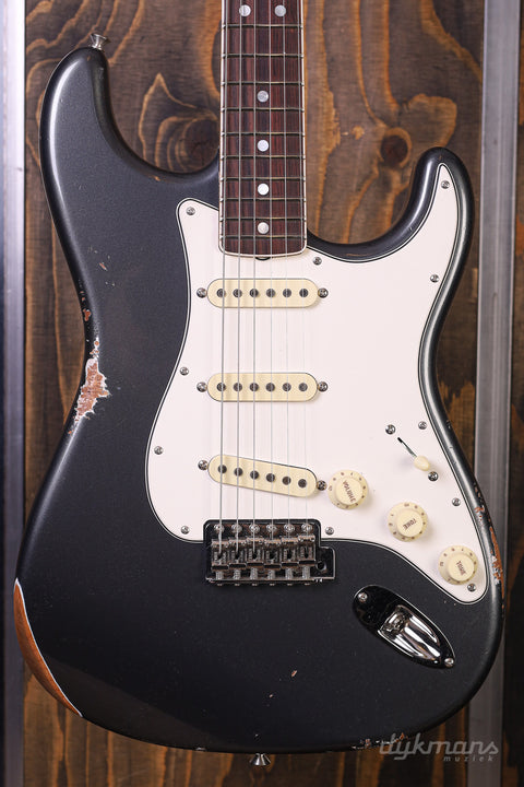 Fender Custom Shop 1967 Stratocaster Relic with Closet Classic Hardware Aged Charcoal Frost Metallic