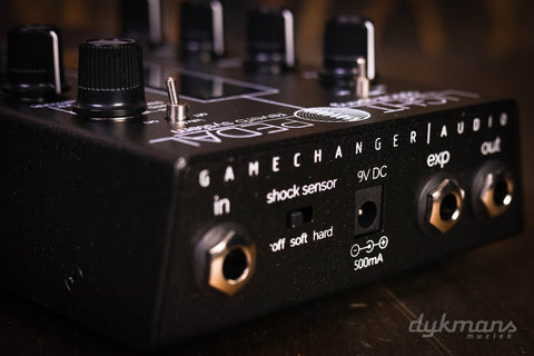 Gamechanger Audio Light Pedal