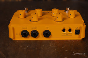 Core Moho Fuzz
