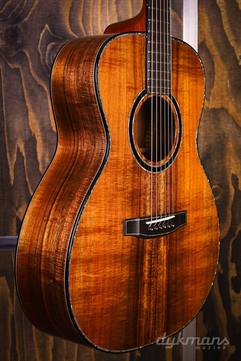 Lakewood M-56 Custom AAAA Koa