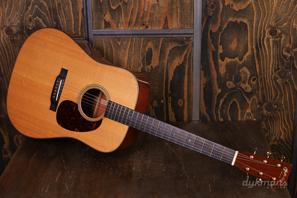Martin D18 Modern Deluxe PRE-OWNED!