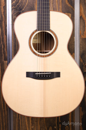 Lakewood M-18