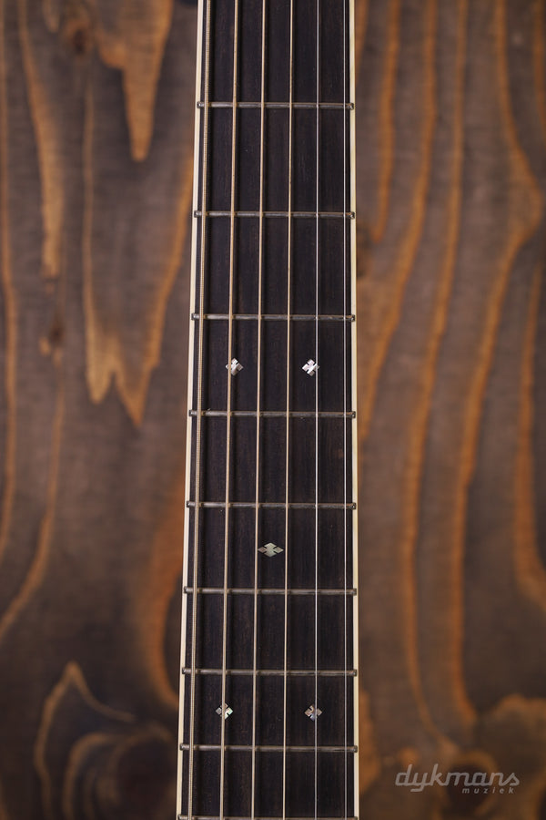 Santa Cruz 000-28 Pre-Owned (Reserved)