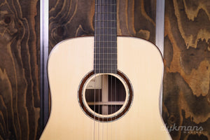 Lakewood D-32