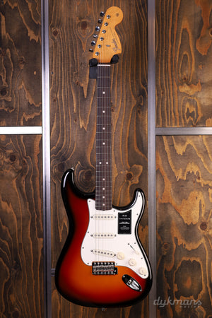 Fender Vintera III Late 60s Stratocaster 3 Tone Sunburst