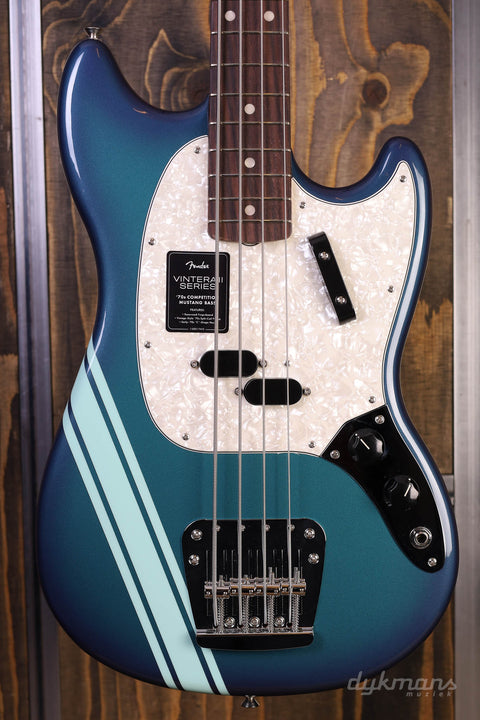 Fender Vintera II 70s Competition Mustang Bass