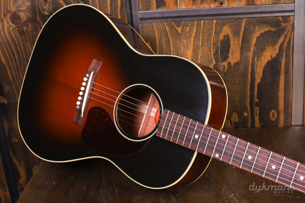 Gibson Custom Shop 1942 Banner LG2 Vintage Sunburst